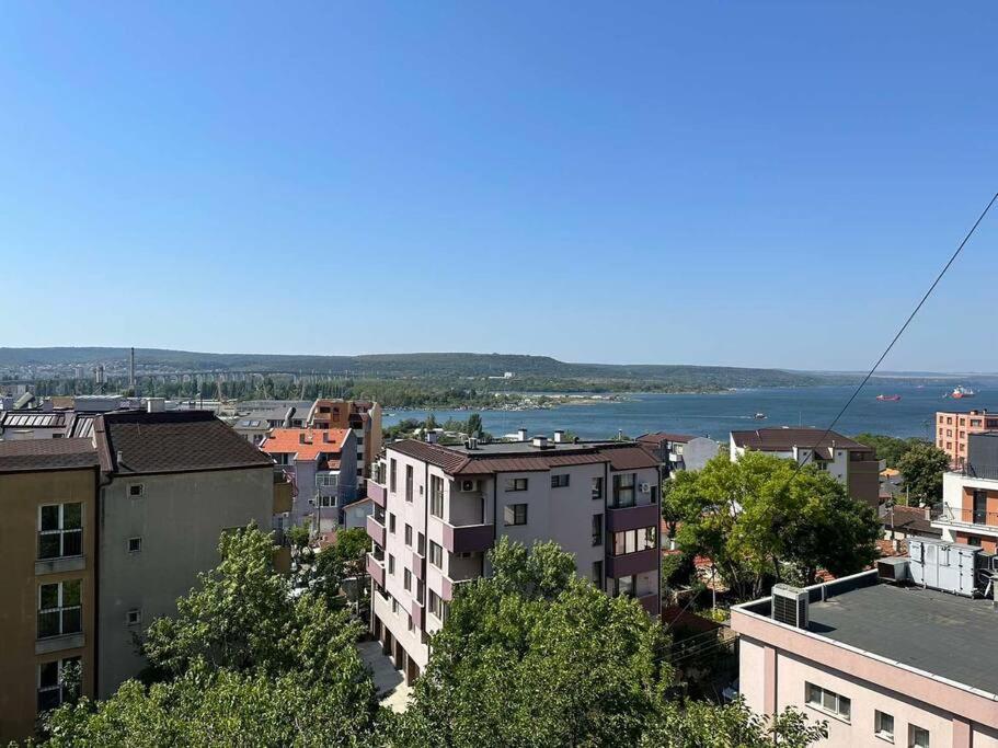 Апартамент Каролина Varna Exterior photo